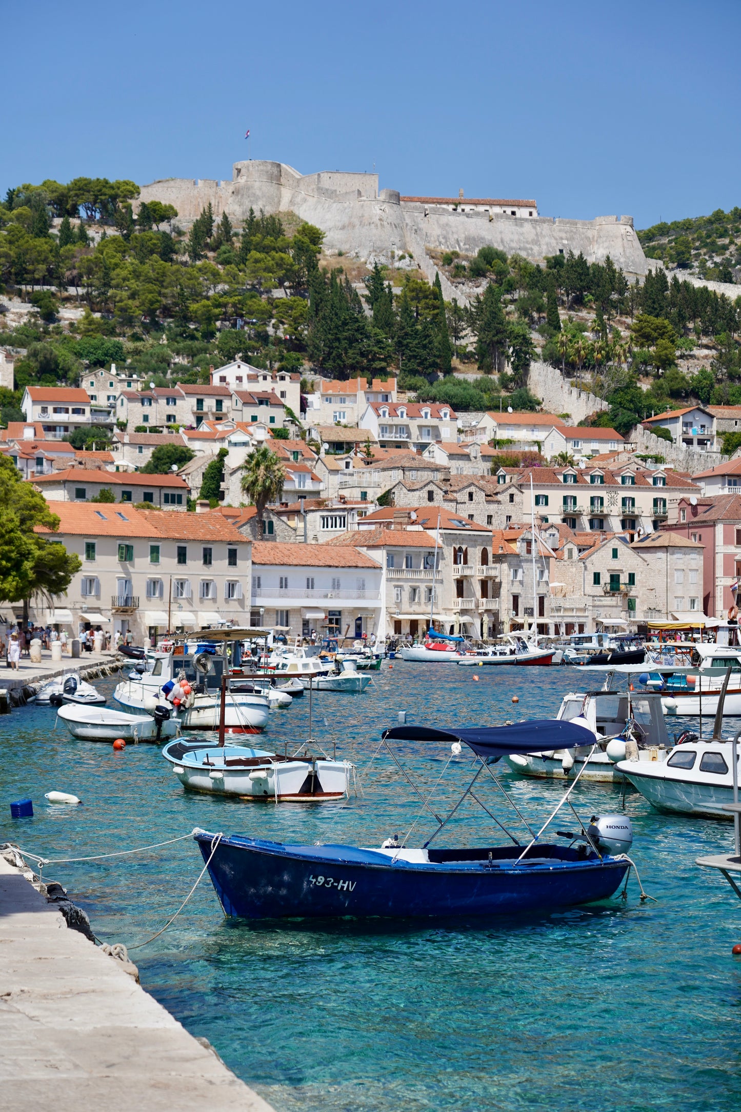 HVAR MARINA